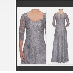 NEW La Femme Floral Embroidered Mesh A-Line Gown in Silver Size 8